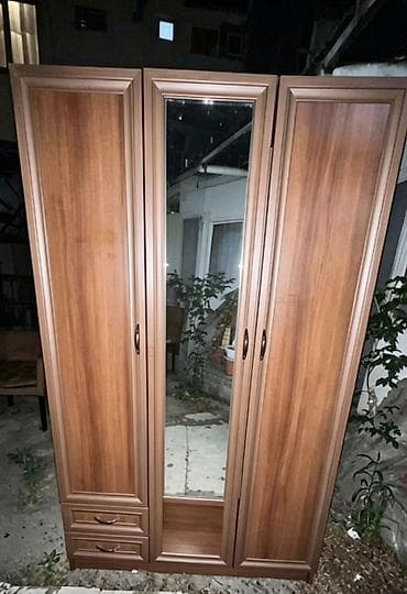dolab ucuz: Üç qapılı paltar dolabı — 1