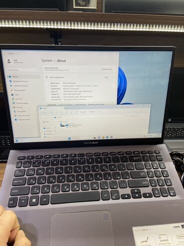 envy: İşlənmiş ASUS Vivobook, 15.6 ", Intel Core i5, 256 GB, Ünvandan götürmə, Ödənişli çatdırılma — 2