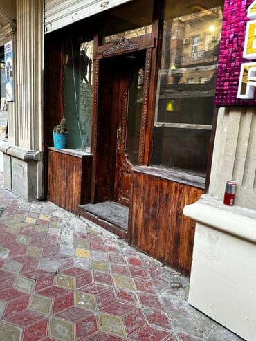 xirdalan restoranlar: Nizami metrosunun yaxınlığında, Qoç ət restoranın yanında 16 mərtəbəli — 2