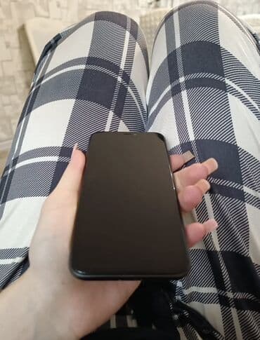 Apple iPhone: IPhone 11, 64 GB, Qara, Face ID — 4