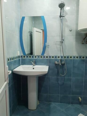 biləcərdə kirayə ev: Avtovokzal metrosunun yaxınlığında 5 mertebeli binanın 4-cu — 10