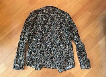 абсолютно новые футболки: Kişi köynək satılır.Təzədir — 2