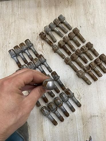 r 15 4 bolt: Məlumat: Avtomobil təkər boltları dəsti - Növ: Konus oturacaqlı təkər — 2