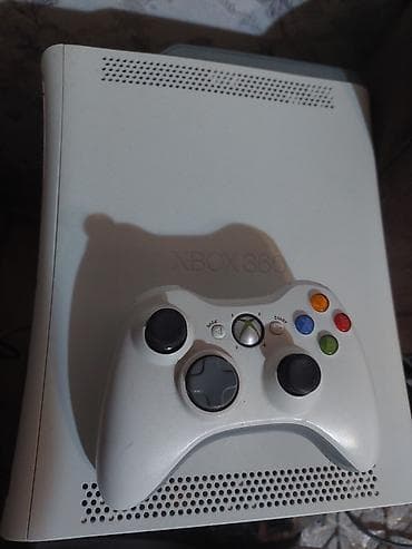 xbox: Xbox 360 oyun konsolu – ağ korpus 350 azn . Retro kolleksiya yiganlar — 1
