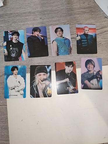 K-pop foto kartlar dəsti - 8 ədəd kolleksiya foto kartı - Parlaq