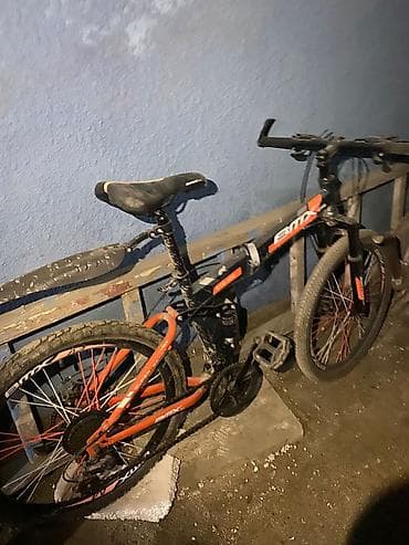 Salam Aleykum Velosiped Satılır. Son qiymət 150azndir. Buyurun vatsap