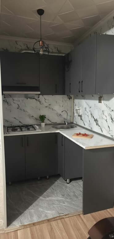 divar saat: Mətbəx mebeli dəsti – L formasında, kompakt dizayn dörd goz qaz moyka — 2