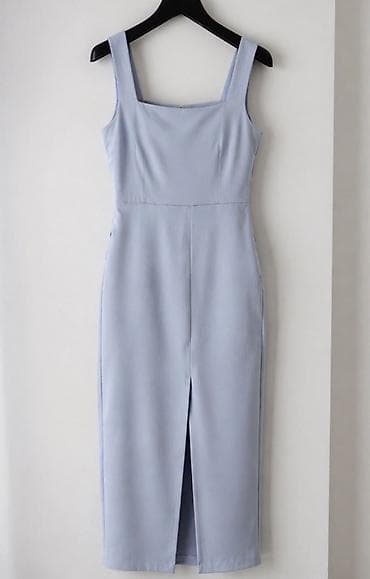 Açıq mavi rəngli midi don - Dizayn: Düz siluetli, bədənə oturan