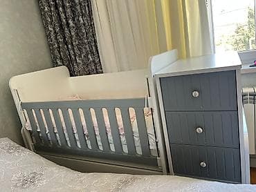 Oğlan və qız üçün, İşlənmiş, Dördbucaq, Beşik, Dəstsiz, Matrassız, Yellənmə mexanizmsiz
