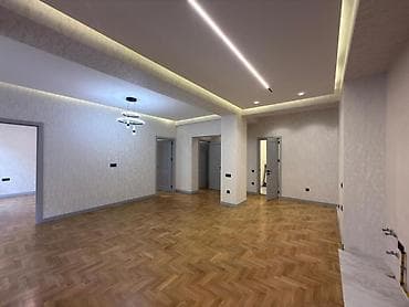 Mənzillər: Satılır 4 otaqlı yeni tikili 117 m², Gənclik m. Kateqoriya Yeni — 4