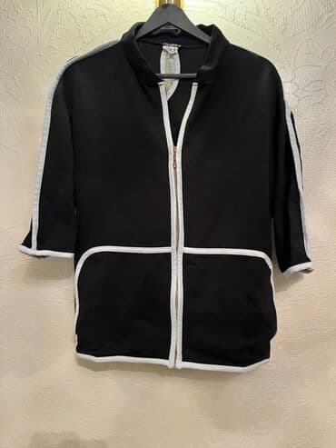 Toy paltarları və aksesuarları: Qadın geyimləri dəsti – 4 model 1) Qara yüngül jaket - Rəng: qara, ağ — 1