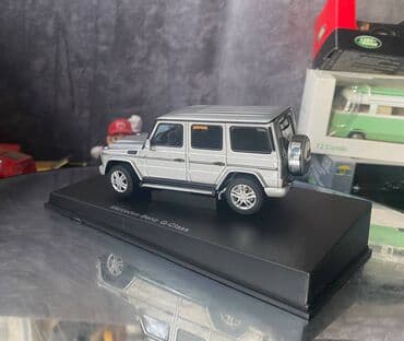 metbex tavan modelleri: Коллекционная модель Mercedes-Benz G-class W463 silver 2012 AutoArt — 21