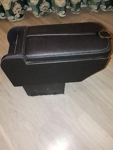 Avtomobil üçün mərkəzi qol dayaq/çanta (universal) - Rəng: qara, dəri