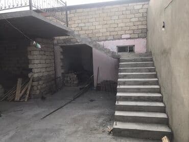 ikinci əl seyf qapi: Betondan pillekenler. Baslanqic ve son pillelere lazerle kod verib — 16