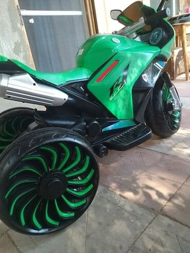 Moto ela veziyet, az surulub. 12 yasa geder. iki motor ve iki — 6