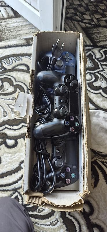 gta sumqayit yukle: PlayStation 4 Pro oyun konsolu seti - Model: PS4 Pro (Sony) - Rəng — 2