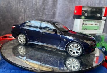 metbex tavan modelleri: Коллекционная модель BMW 545i E60 dark blue 2008 KYOSHO Scale 1:18 — 6