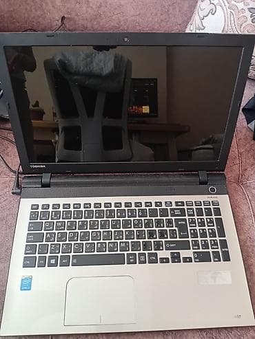 HP: HP Laptop 15 seriyası noutbuk Texniki göstəricilər: - Prosessor — 3