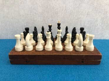 nerd taxta satisi: Antik Sahmat sovet dovrune aid 1970 ci il ela vezyyetde 45*45 — 3