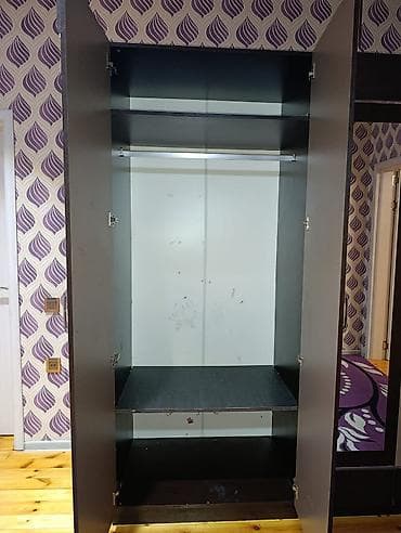 dolab islenmis: Geniş tutumlu yataq otağı şkafı - Model: 5 qapılı gardırob, mərkəzdə — 4