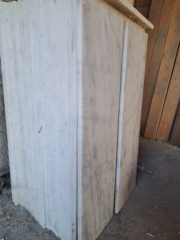 ag mermer: Ağ rəngdə, damarlı dizayna malik mərmər plitələr. Döşəmə və ya divar — 3