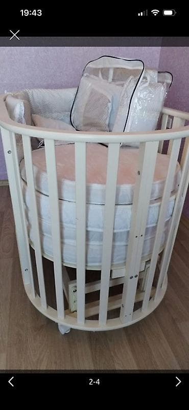 1 ayliq usaq sekilleri: Uşaq beşiyi satilir 120 manata 2 boyuk matras,2 yumru matras ustunde — 2