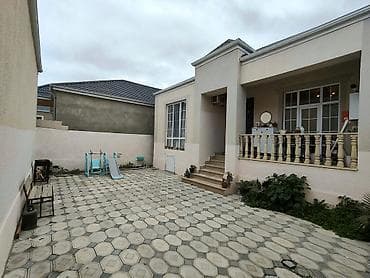 bayilda evler satilir: 3 otaqlı, 70 kv. m — 2