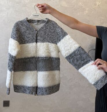 savis a e krem faydaları: Ağ rəngdə, yumru yaxalı və uzun qollu qadın bluzası. Bu bluzanın — 3