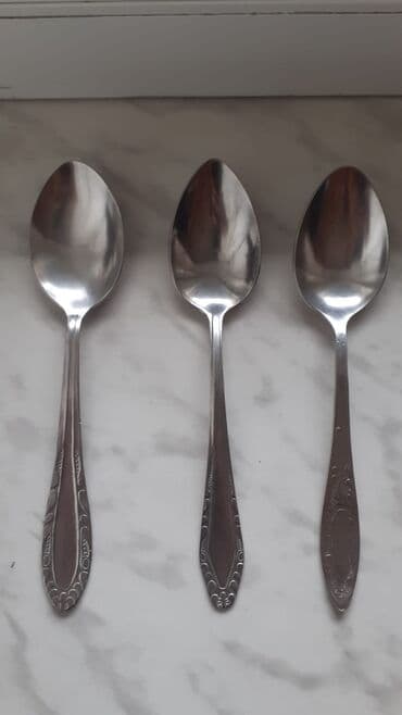 qaşıq dəstləri: Qasiqlar 1 manat — 4