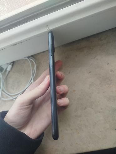 планшет для рисования: Samsung Galaxy A11, 32 ГБ, цвет - Черный, Две SIM карты — 5