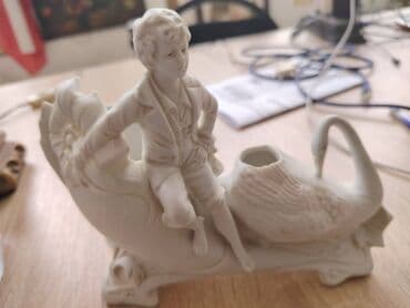 farfor fiqur: Farfor-Biskvit Avropa — 1