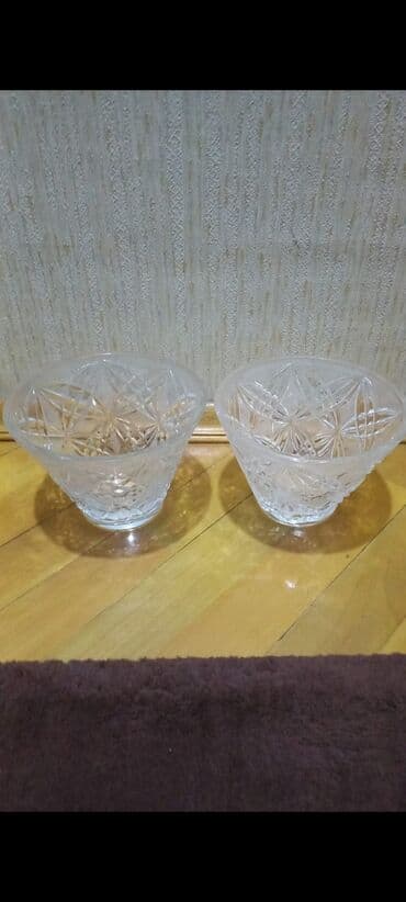 qeyri adi qablar: Тарелки — 1