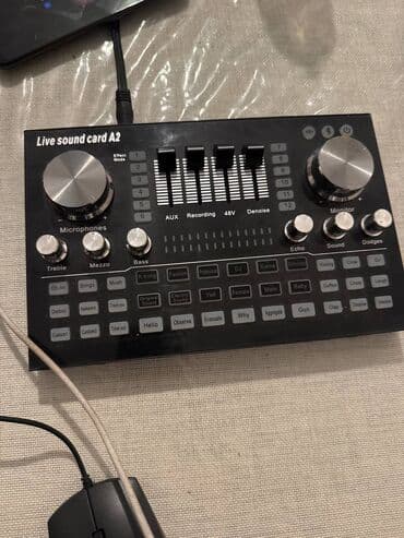 zeng zamani ses yazma: Studio desti' A2 Live Sound Card markalı səs kartı. Mikrofon fduce — 7