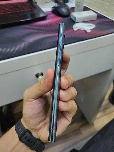 Samsung Galaxy S22 Ultra, 256 ГБ — 8