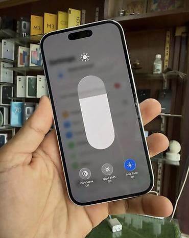 iphone e: IPhone 16, 128 GB, Ağ, Zəmanət, Simsiz şarj, Face ID — 4