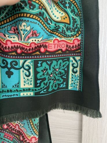 hicab geyimlər: Шарф Etro. Оригинал. Шёлк. Размер 175см*60см. В идеальном состоянии — 2