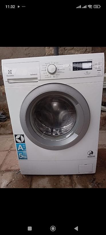 Paltaryuyan maşın Electrolux, 5 kq, İşlənmiş, Avtomat