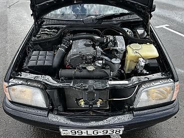 mosu: Mercedes-Benz C-Class: 2.2 l | 1995 il Sedan — 6