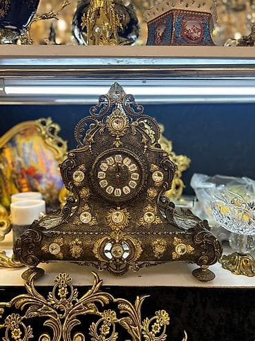 Masaüstü saatlar, Saniyə əqrəbi