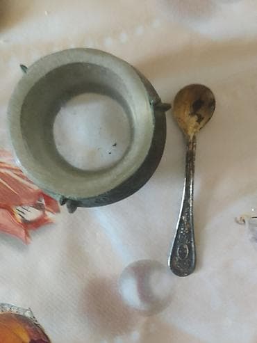 sekilleri cekmek: Məişət süfrə ləvazimatları dəsti Tərkib: - 1 ədəd stol qaşığı – — 5