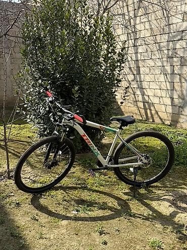 Trinx dağ velosipedi - Çərçivə: yüngül alaşımlı hardtail çərçivə