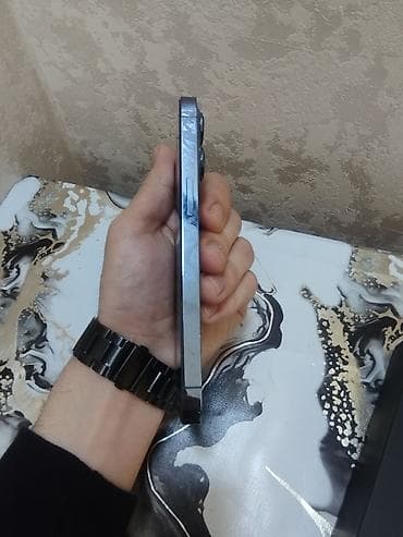 13 pro maxs: IPhone 13 Pro, 256 GB, Sierra Blue, Simsiz şarj — 5