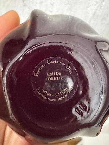 elektron satlar: Yves Saint Laurent “Paris” Eau de Parfum və Dior “Hypnotic Poison” Eau — 4