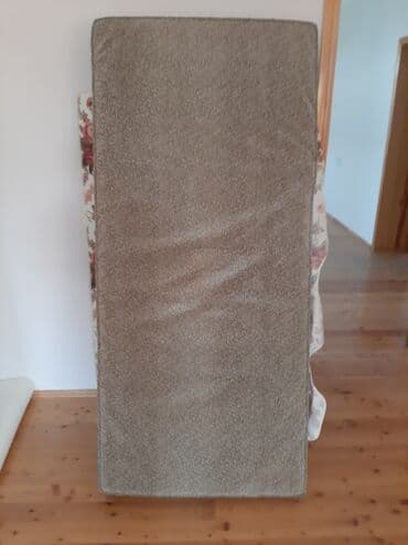 2 nəfərlik taxt doşəyi: Üstü parçadır.İçi qubkadir. 2 ededine 60 azn verib goture bilersiz — 2