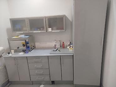 Digər tibbi məhsullar: Stomatoloji kreslo, şkaflar və sterilizasiya 3-ü birlikdə 1300 manat — 5