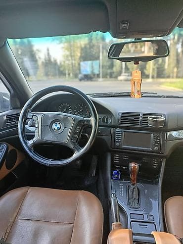 bmv sekileri: BMW 5 series: 2.8 l | 1998 il Sedan — 3