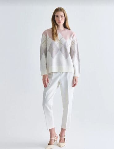 böyük ölçülü qadın kardiqanları: Zərif sviterler - Yumşaq, tüklü teksturaya malik, rahat və isti — 8