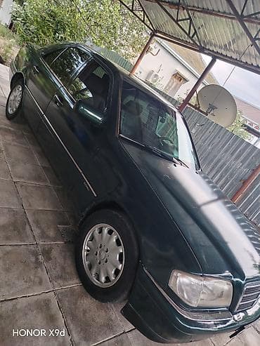 mersedes 170: Mercedes-Benz C 180: 1.8 l | 1995 il Sedan — 2