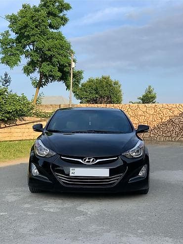statır: Hyundai Elantra – qara rəng, sedan kuzov Texniki və dizayn — 2