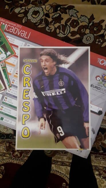 ustunde gerb olan qepik: İtaliya futbolu şəkilləri — 21